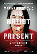 Biografická snímka zaznamenáva poslednú výstavu významnej predstaviteľky performance art Mariny Abramović: The Artist is Present. Počas tejto výstavy niekoľko ňou osobne vybraných umelcov odohralo jej najvýznamnejšie happeningy, pričom ona sama si pripravila […]