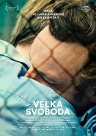 Hans Hoffman je homosexuál a žid. Obojí ho během 2. světové vlky dostalo do koncentračního tábora, osvobozením jeho problémy ale zdaleka neskončily. Kvůli paragrafu 175 kriminalizujícímu homosexualitu byl odeslán přímo […]