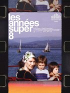 Film sestává z osmimilimetrových záběrů natočených v 70. letech Annie Ernaux a jejím manželem, zahrnujících rodinné oslavy a svátky, výlety i dovolené v nejrůznějších světových destinacích. Nejde však o pouhá […]