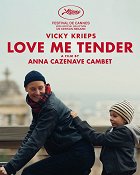 Love Me Tender Clémence žije v odloučení od manžela, ve střídavé péči vychovávají syna Paula. M